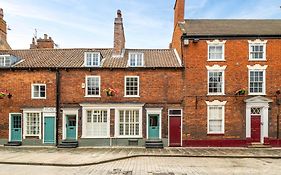 33 Bailgate, Lincoln
